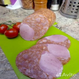 Колбаса А-ЛЯ Чоризо из куринного бедра с вырезкой поросенка