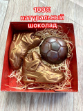 Фигурный шоколад "Кроссовки и мяч", 120 гр., натуральный молочный шоколад