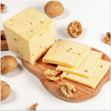 Сыр Качотта с грецким орехом~ 300г, м.д.ж. 45%