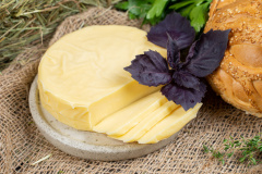 Сыр Сулугуни молочный
